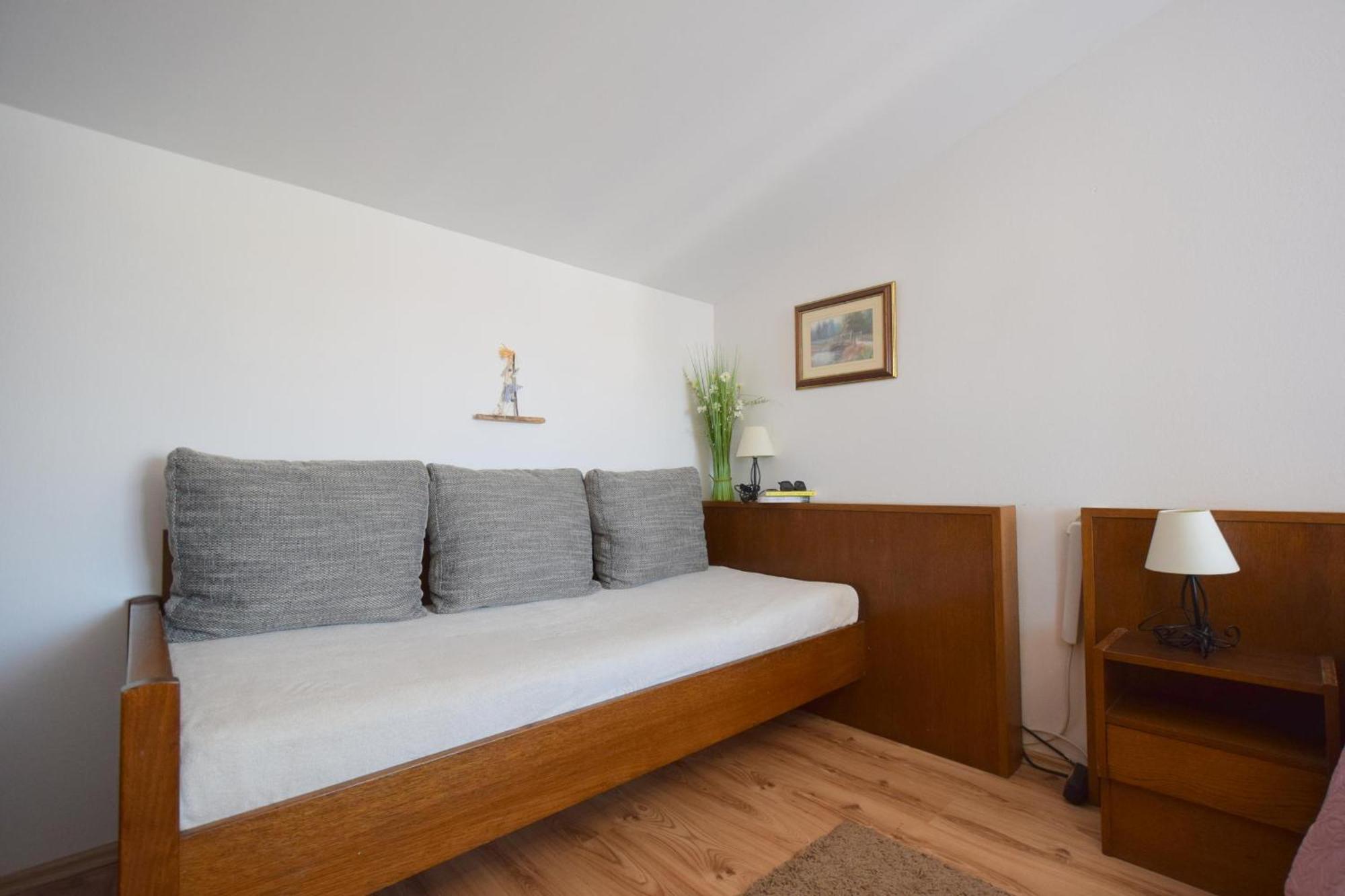 Apartments Pavic Malinska Zewnętrze zdjęcie