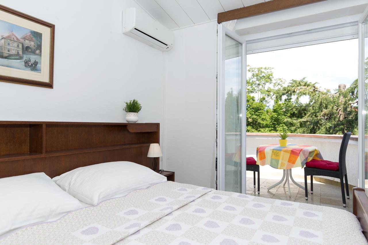 Apartments Pavic Malinska Zewnętrze zdjęcie