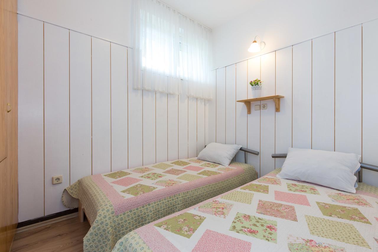 Apartments Pavic Malinska Zewnętrze zdjęcie