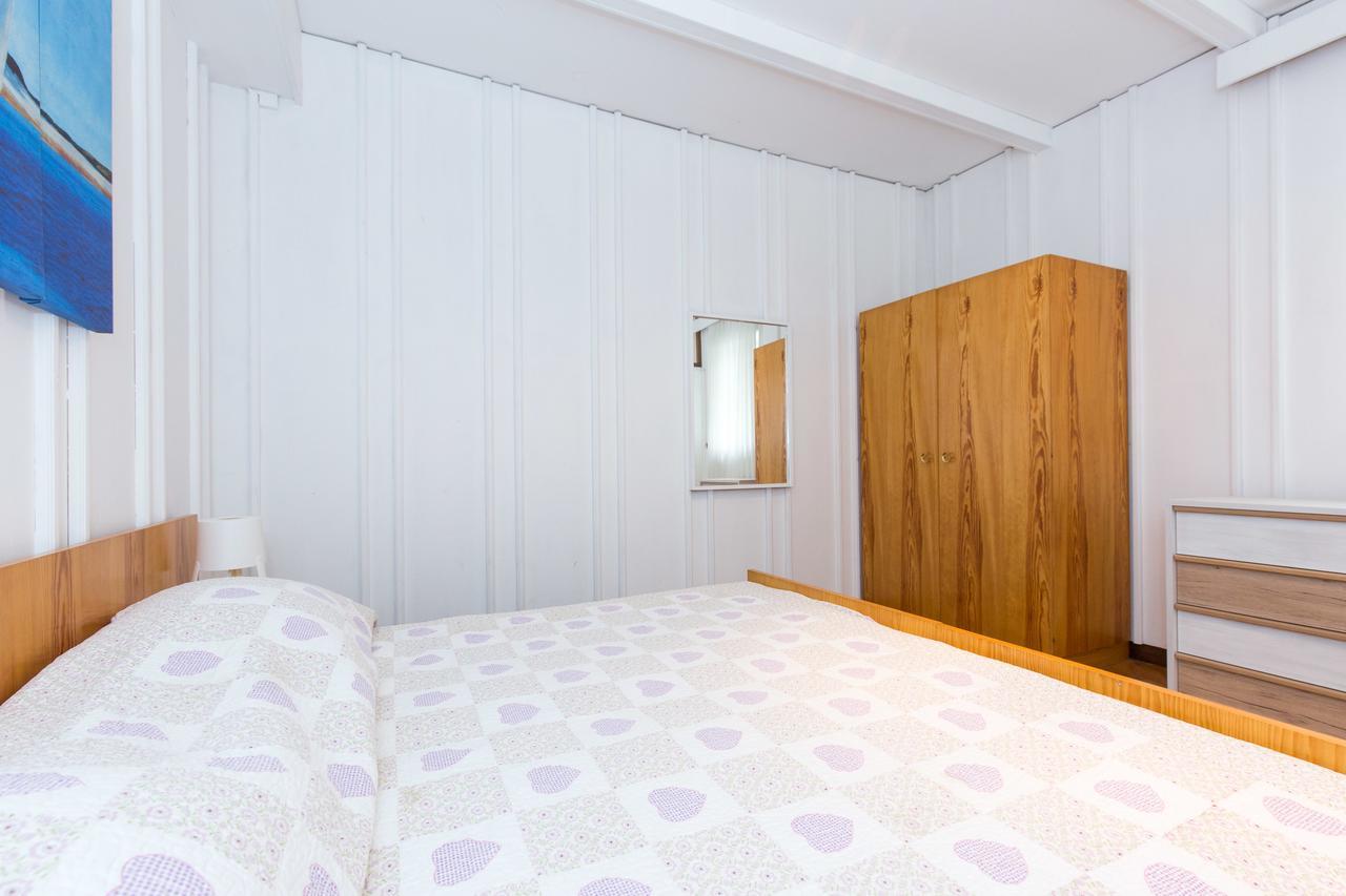 Apartments Pavic Malinska Zewnętrze zdjęcie