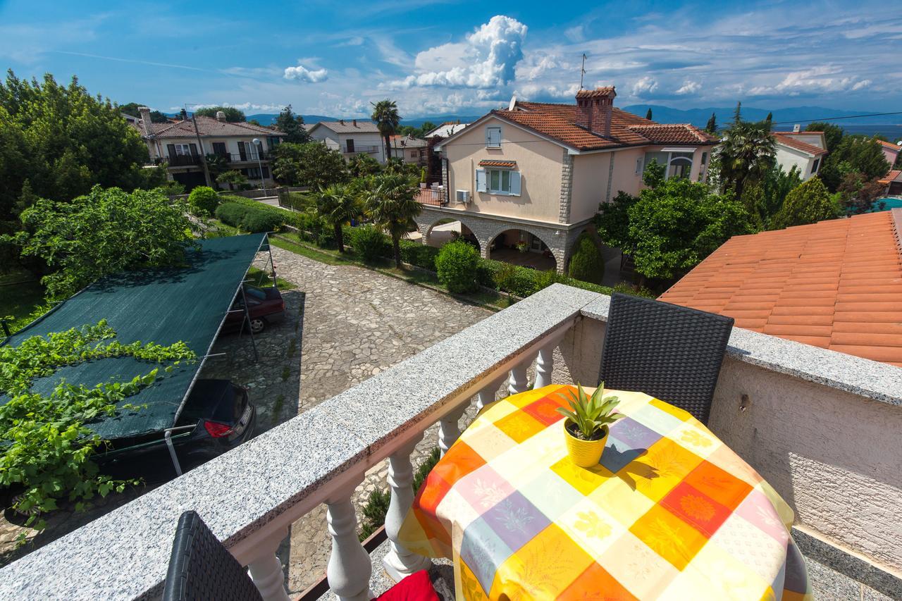 Apartments Pavic Malinska Zewnętrze zdjęcie